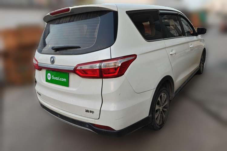 Used CHANGAN Lingxuan 2017 1.6L Manual Happiness Edition
