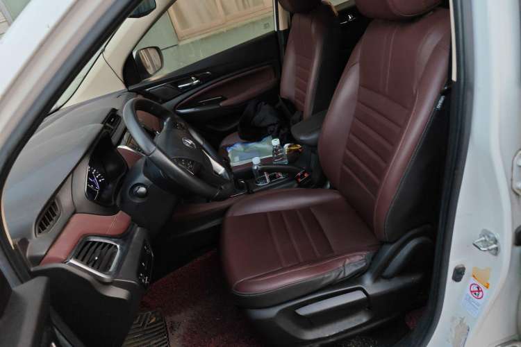 Used CHANGAN Lingxuan 2017 1.6L Manual Happiness Edition
