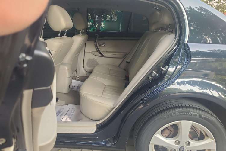 Used Bestune B70 2012 1.8L automatic luxury edition
