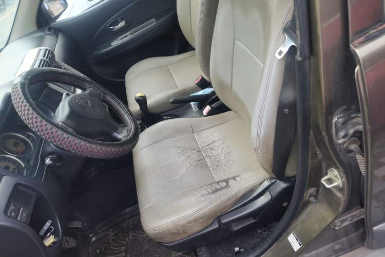 Used FAW Senya S80 2011 1.5L Manual 5-Seater Urban Elite Edition
