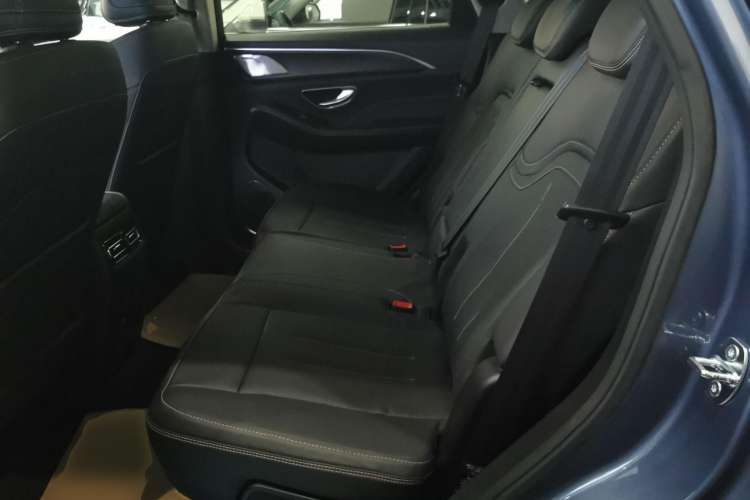 Used JETOUR X90 2022 Zilong 2.0T DCT Wushen Edition 7-Seater
