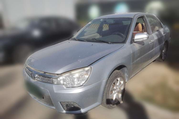 Used Soueast V3 Lingyue 2012 Revised Version 1.5L Manual Comfort Edition