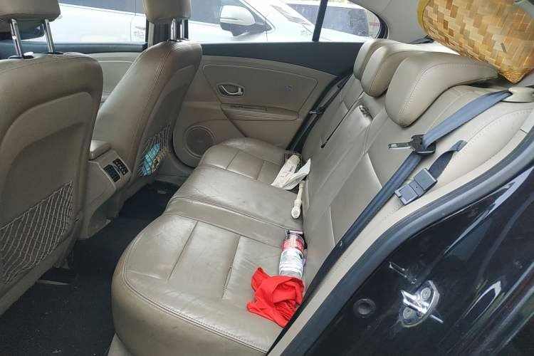 Used Renault Fluence 2011 2.0L Fashion Edition