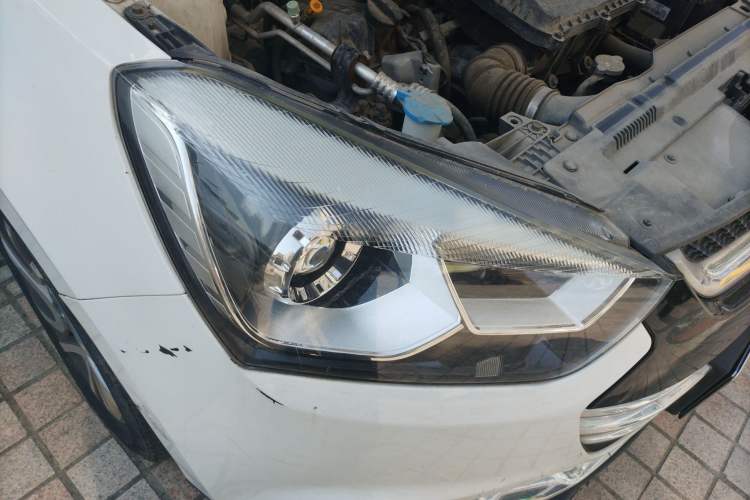 Used JAC Refine S2 2015 1.5L CVT Luxury Smart Version
