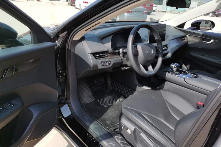 Used Hongqi E-QM5 2021 Charging Version Flagship Edition