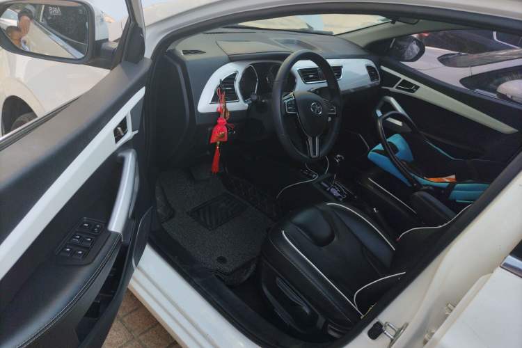 Used JAC Refine S2 2015 1.5L CVT Luxury Smart Version
