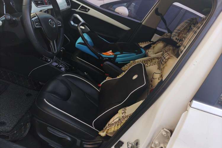 Used JAC Refine S2 2015 1.5L CVT Luxury Smart Version
