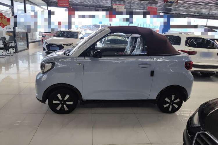 Used Wuling Hongguang MINIEV 2022 Convertible Model
