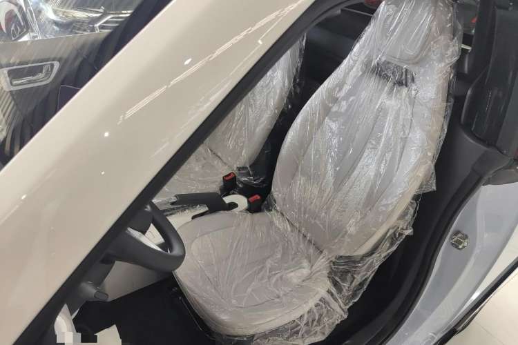 Used Wuling Hongguang MINIEV 2022 Convertible Model
