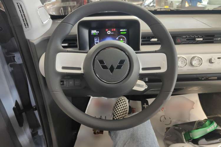 Used Wuling Hongguang MINIEV 2022 Convertible Model

