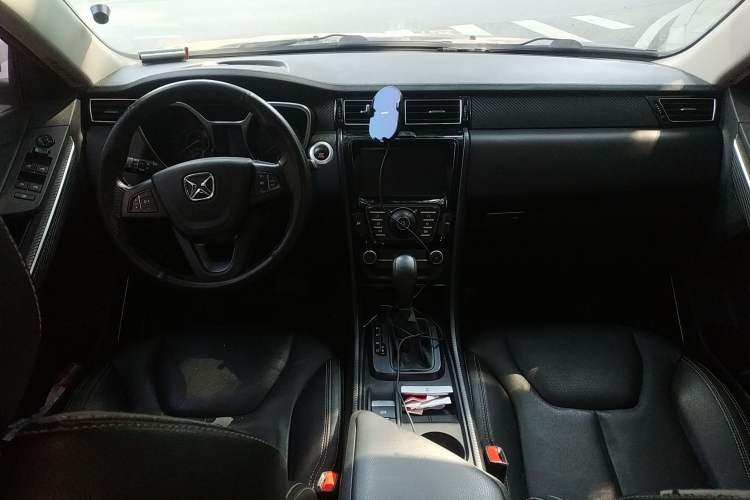 Used JMC Yusheng S330 2016 1.5L GTDi Automatic Two-Wheel Drive Prestige Edition