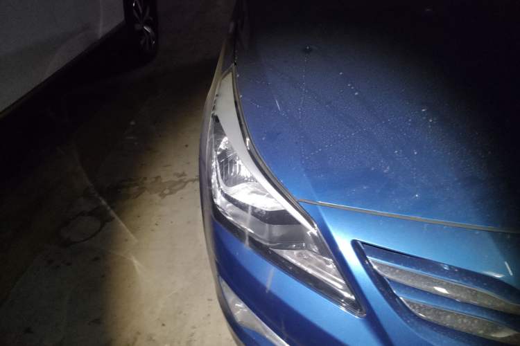 Used Hyundai Verna Ray 2014 1.4L Automatic GLX
