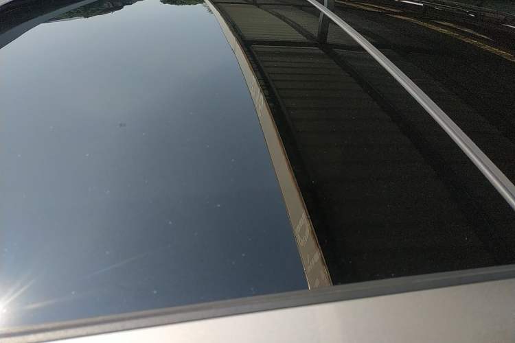 Used BMW 5 Series New Energy 2019 530Le Luxury Package Roof