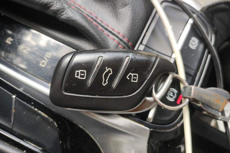 Used MG HS 2019 20T Automatic Two-Wheel Drive Luxury Edition China VI Standard