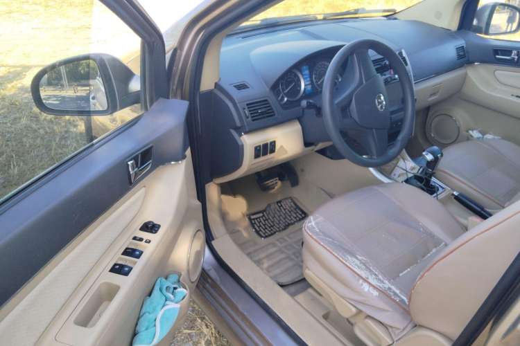 Used BAIC Off-Road E Series 2013 Hatchback 1.5L Automatic Lotte Edition