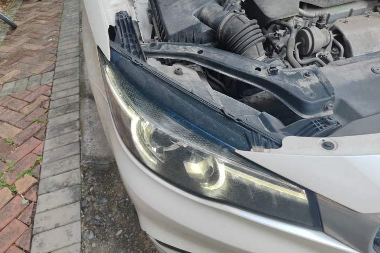 Used MG 6 New Energy 2018 45T E-DRIVE Intelligent Hybrid Premium Internet Edition Right Front Headlight