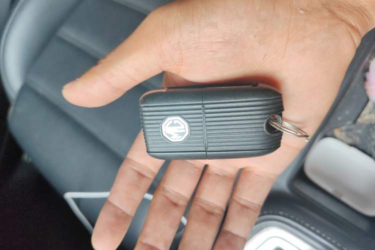 Used MG 6 New Energy 2018 45T E-DRIVE Intelligent Hybrid Premium Internet Edition Vehicle Key