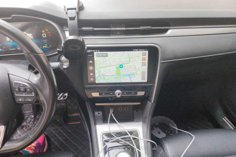 Used MG 6 New Energy 2018 45T E-DRIVE Intelligent Hybrid Premium Internet Edition Audio And AC Panel