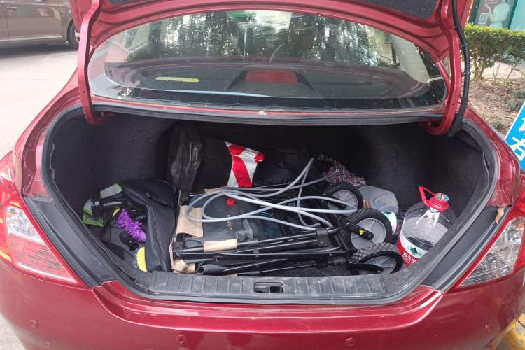 Used Nissan Sunny 2011 1.5XE CVT Comfort Edition Trunk