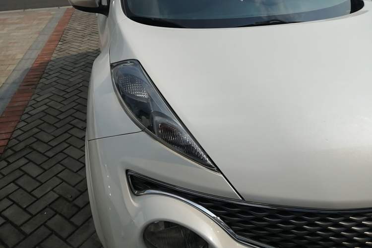 Used Infiniti ESQ 2014 1.6L Spontaneous Edition Right Front Headlight