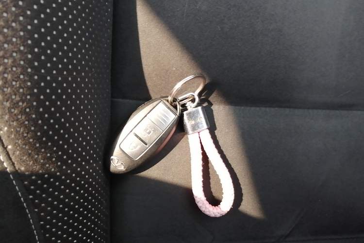 Used Infiniti ESQ 2014 1.6L Spontaneous Edition Vehicle Key