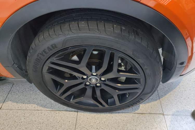 Used Land Rover Range Rover Evoque 2016 2.0T Orange Edition Limited Model
