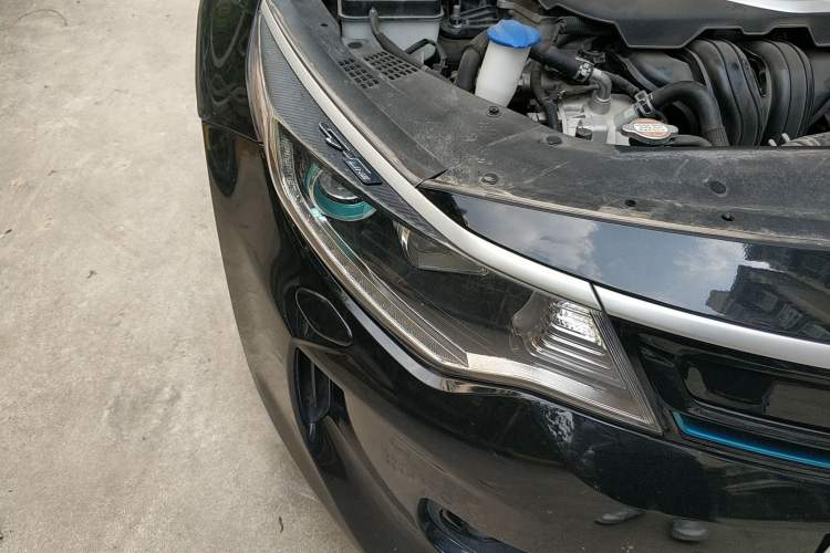 Used Kia K5 New Energy 2018 2.0L ZhiZun Edition Right Front Headlight