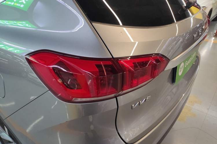 Used Wey VV6 2020 2.0T Two-Wheel Drive Smart Enjoyment+