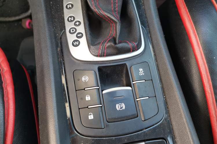 Used MG 6 2014 Hatchback 1.8T Automatic Performance Edition
