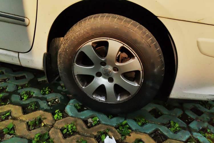 Used Peugeot 307 2010 Hatchback 1.6L Automatic Comfort Edition