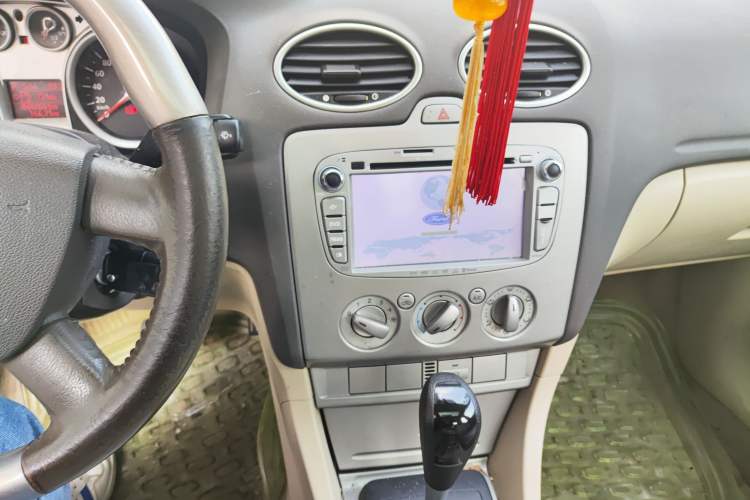 Used Ford Focus 2009 Sedan 1.8L Automatic Fashion Edition
