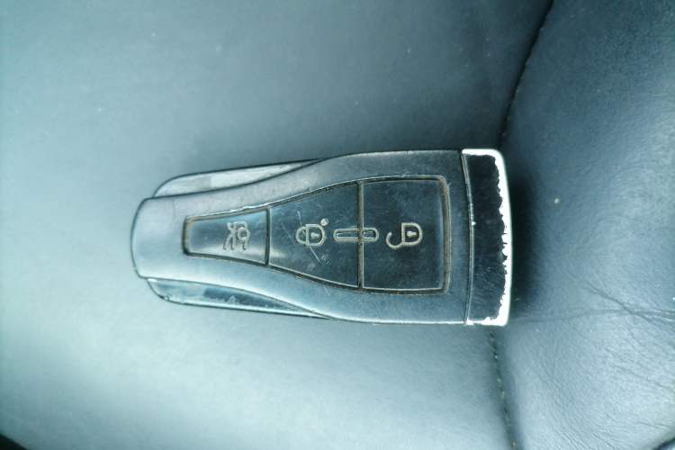 Used Roewe 550 2012 550 1.8L Manual Value Edition