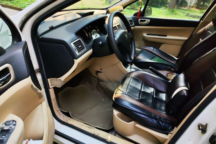 Used Peugeot 307 2010 Hatchback 1.6L Automatic Comfort Edition