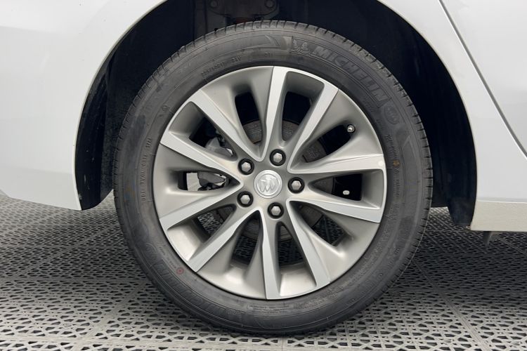 Used Buick GL6 2021 323T Mild Hybrid Connect Luxury Model