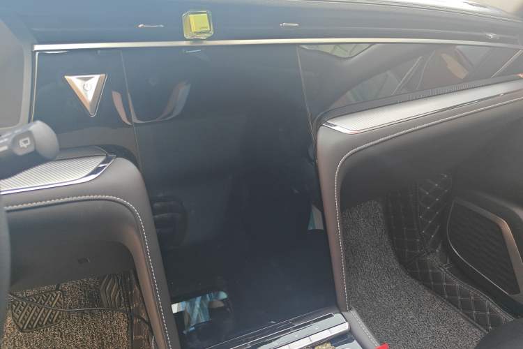 Used Venucia Star 2020 260T Automatic 48V Mild Hybrid Turbocharged Starry Edition Audio And AC Panel