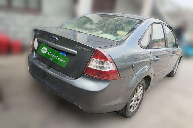 Used Ford Focus 2009 Sedan 1.8L Automatic Fashion Edition
