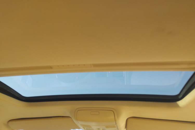 Used Volkswagen Sagitar 2010 1.4 TSI Automatic Tech Edition
