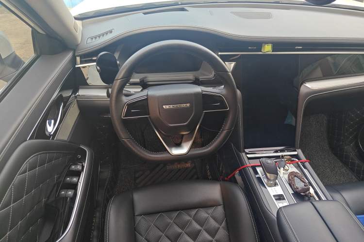 Used Venucia Star 2020 260T Automatic 48V Mild Hybrid Turbocharged Starry Edition Steering Wheel