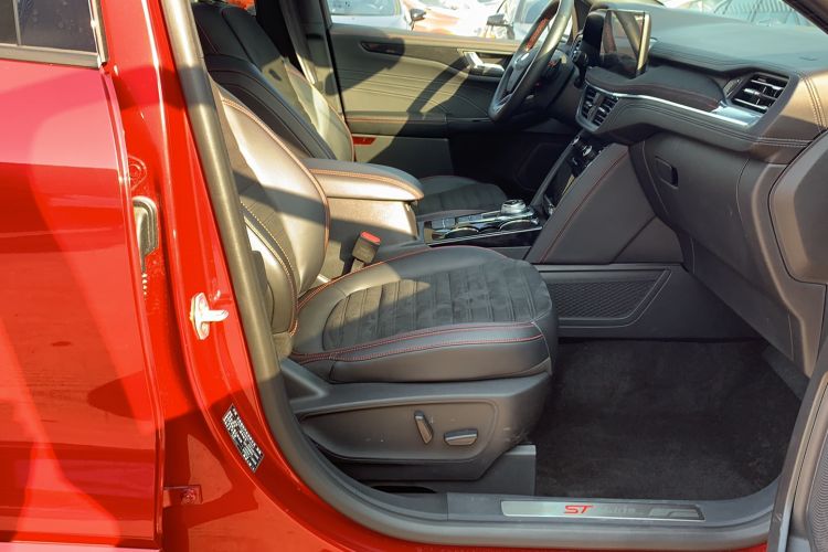 Used Ford Escape 2020 EcoBoost 245 Four-Wheel Drive ST-LINE Deluxe Edition