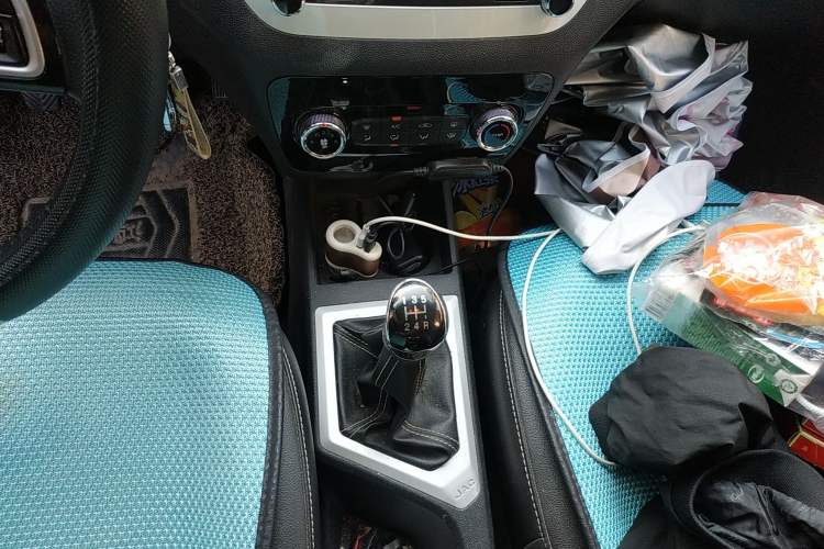 Used JAC Refine S2 2015 1.5L Manual Luxury Smart Model
