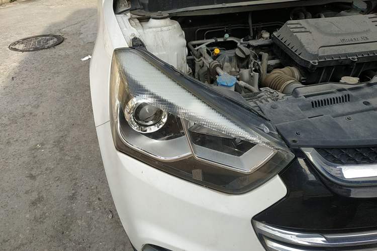 Used JAC Refine S2 2015 1.5L Manual Luxury Smart Model
