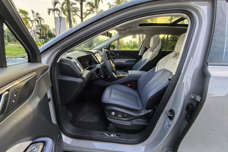 Used Hongqi HS3 2023 2.0T All-Wheel-Drive Youwei Version