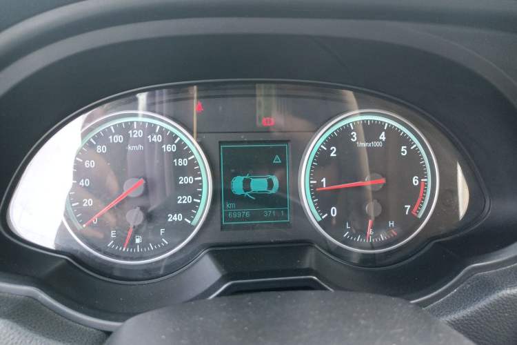 Used Brilliance V5 2012 1.5T Manual Two-Wheel Drive Luxury Version