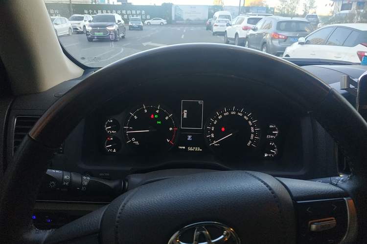 Used Toyota Land Cruiser 2016 4.0L Automatic VX Instrument Cluster