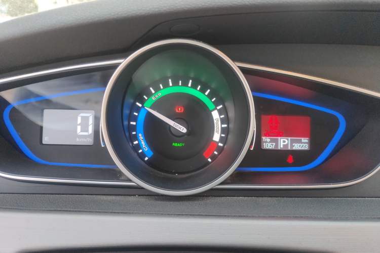 Used Roewe e550 2016 Deluxe Edition