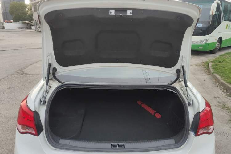 Used Roewe e550 2016 Deluxe Edition