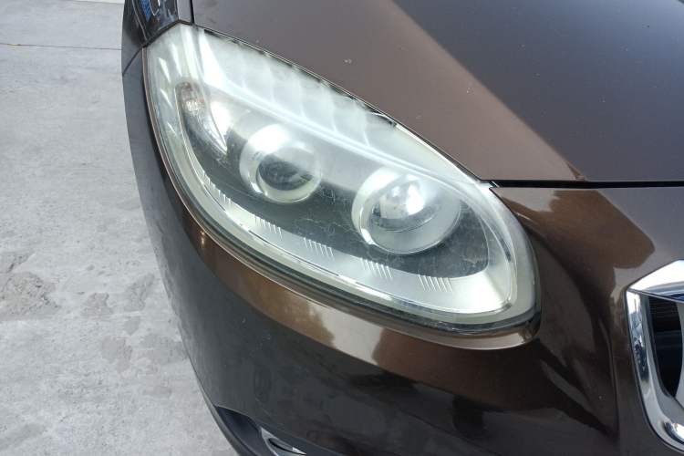 Used Brilliance V5 2012 1.5T Manual Two-Wheel Drive Luxury Version