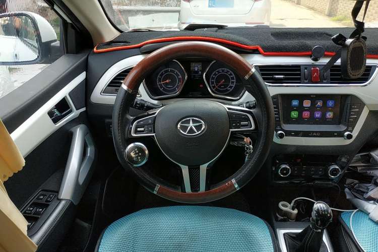 Used JAC Refine S2 2015 1.5L Manual Luxury Smart Model
