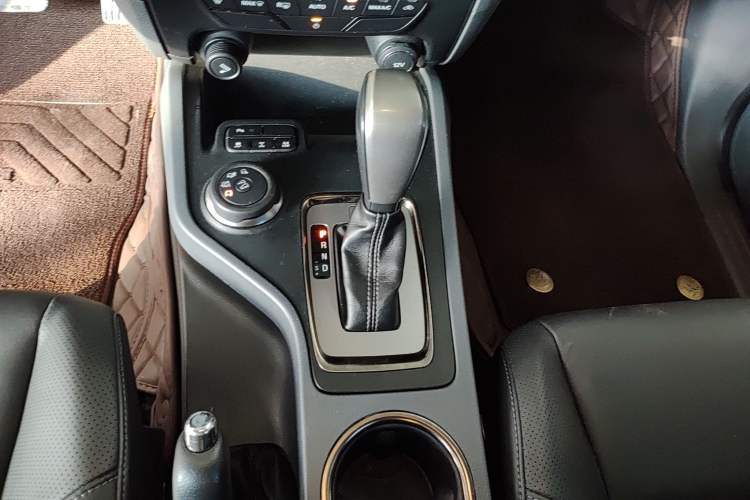 Used Ford Everest 2016 2.0T Gasoline Automatic 4x4 Luxury Edition
