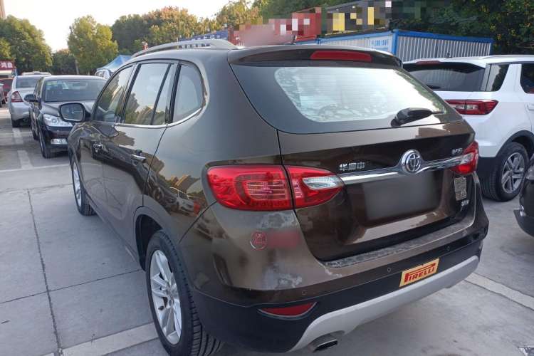 Used Brilliance V5 2012 1.5T Manual Two-Wheel Drive Luxury Version